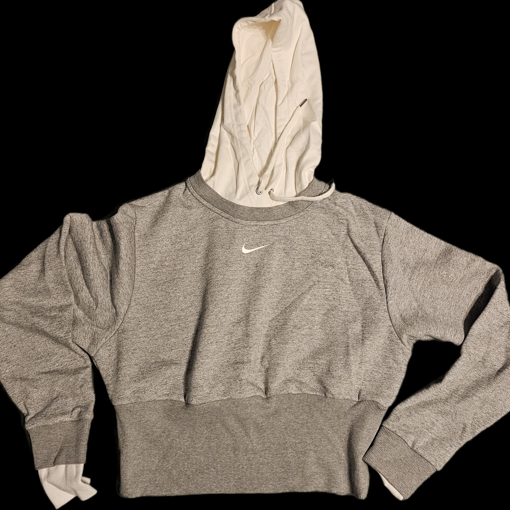 Nike Women's Heather Gray Sweatshirt